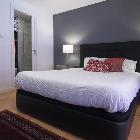 Stay Inn Lisbon Hostel *
