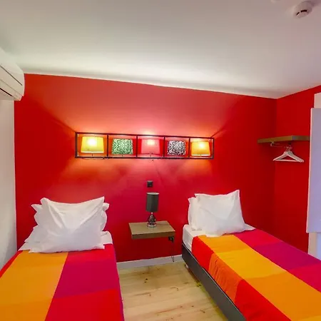 Stay Inn Lisbon Hostel *