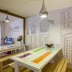 Stay Inn Lisbon Hostel *